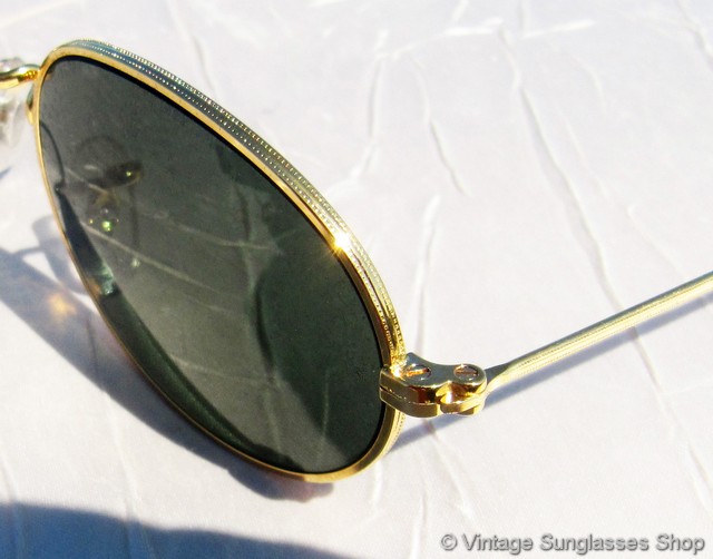 Ray-Ban W0976 Classic Collection Style 1 Sunglasses